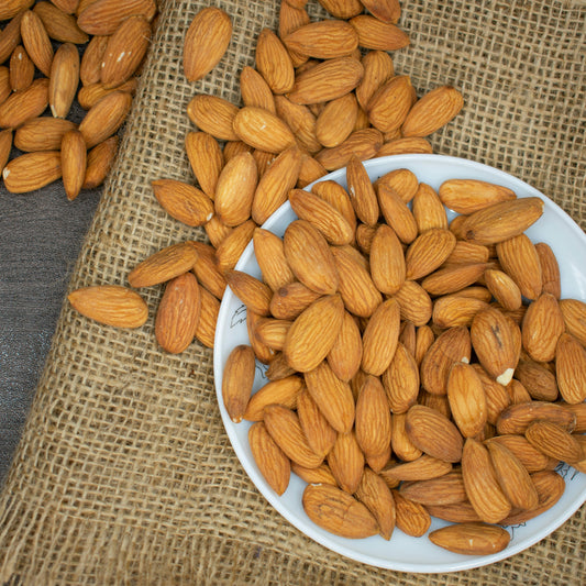 RAW ALMONDS